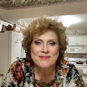 Meet your Posher, Debby